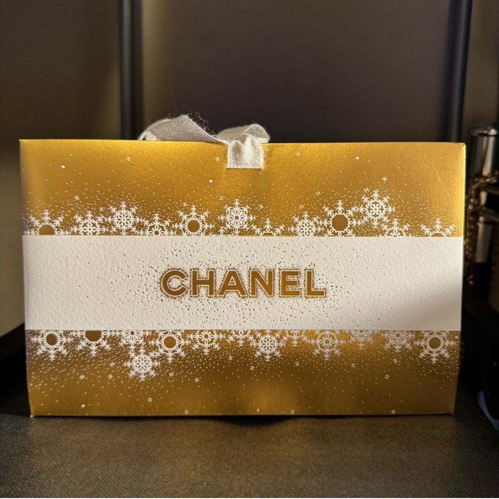 CHANEL Origami Signature Gold Gift Box w/Ribbon Closure 8.75" x 5.5" x 3"  Qty 2